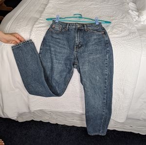 Size 26 Topshop mom jeans